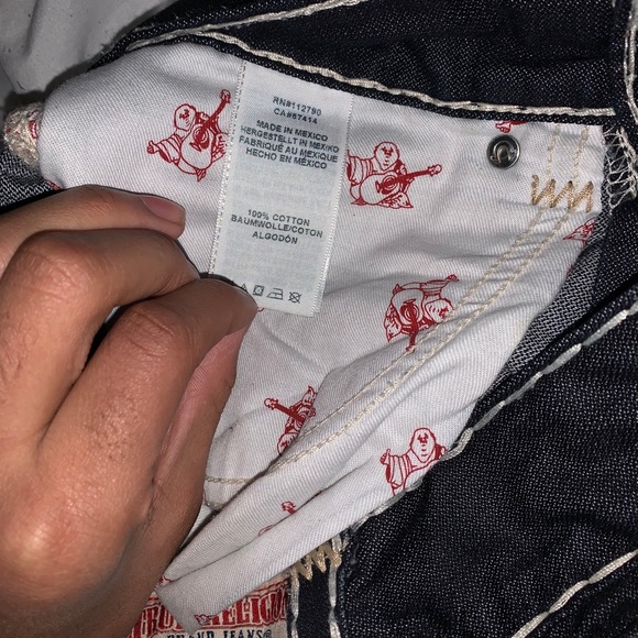 True religion - Picture 3 of 6